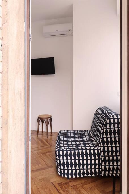 Apartamento Bilocale Metro 4 Blu Frattini - Airport Linate