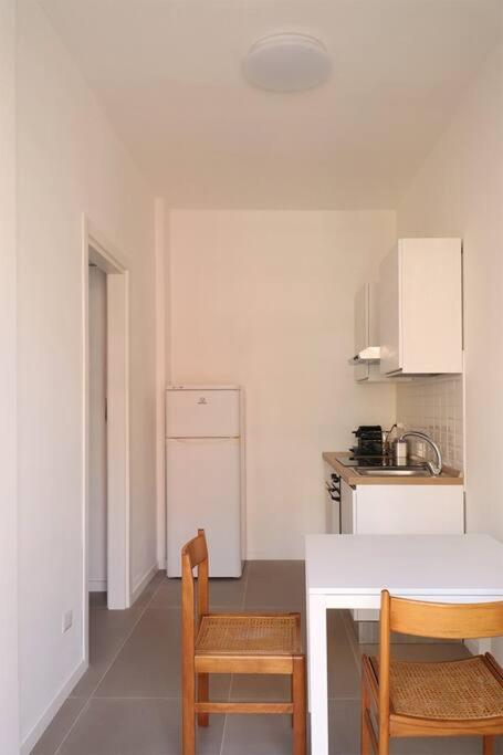 Apartamento Bilocale Metro 4 Blu Frattini - Airport Linate *